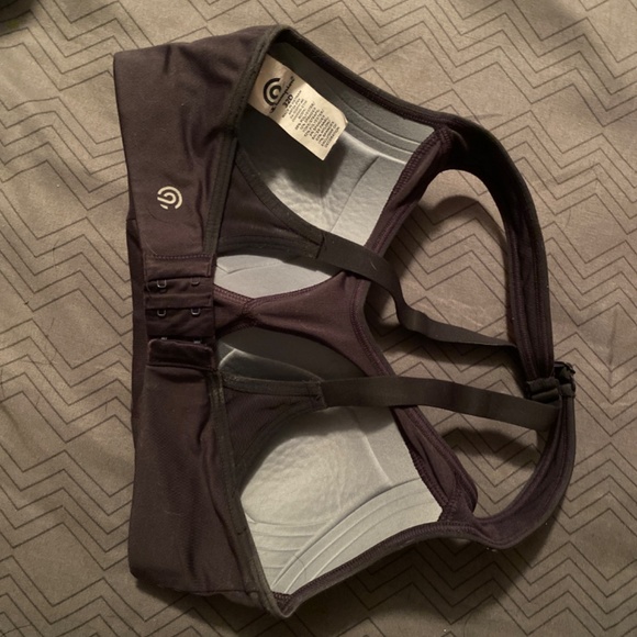 Champions Sports bra - Picture 2 of 3